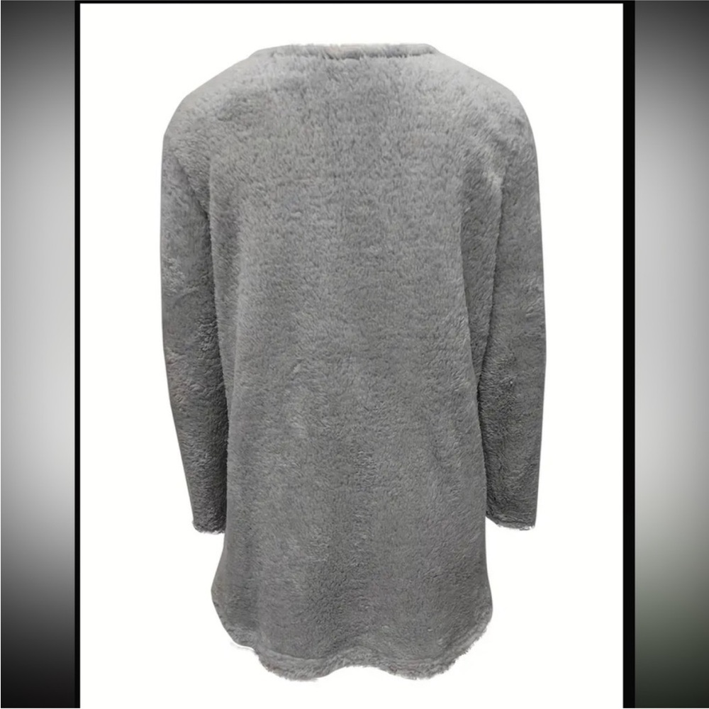 Cozy Gray Fleece Pullover - Picture 6 of 8